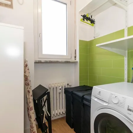 Vanchiglia Sunny Flat Apartment *
