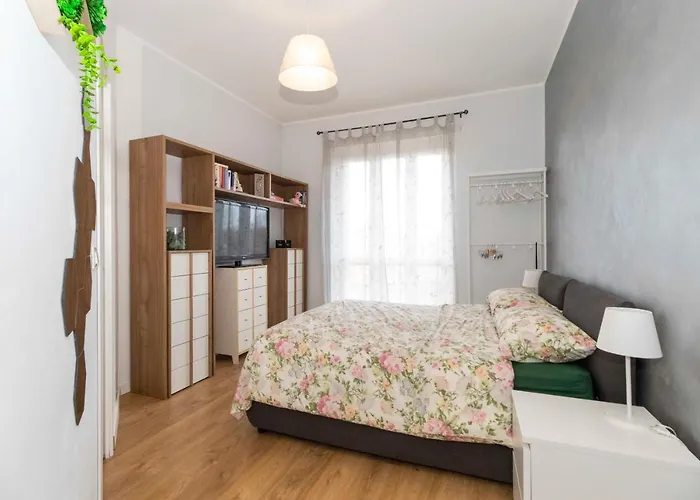 Guesthost - Vanchiglia Sunny Flat *