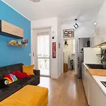 Guesthost - Vanchiglia Sunny Flat Апартаменты *