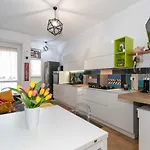 Апартаменты Guesthost - Vanchiglia Sunny Flat